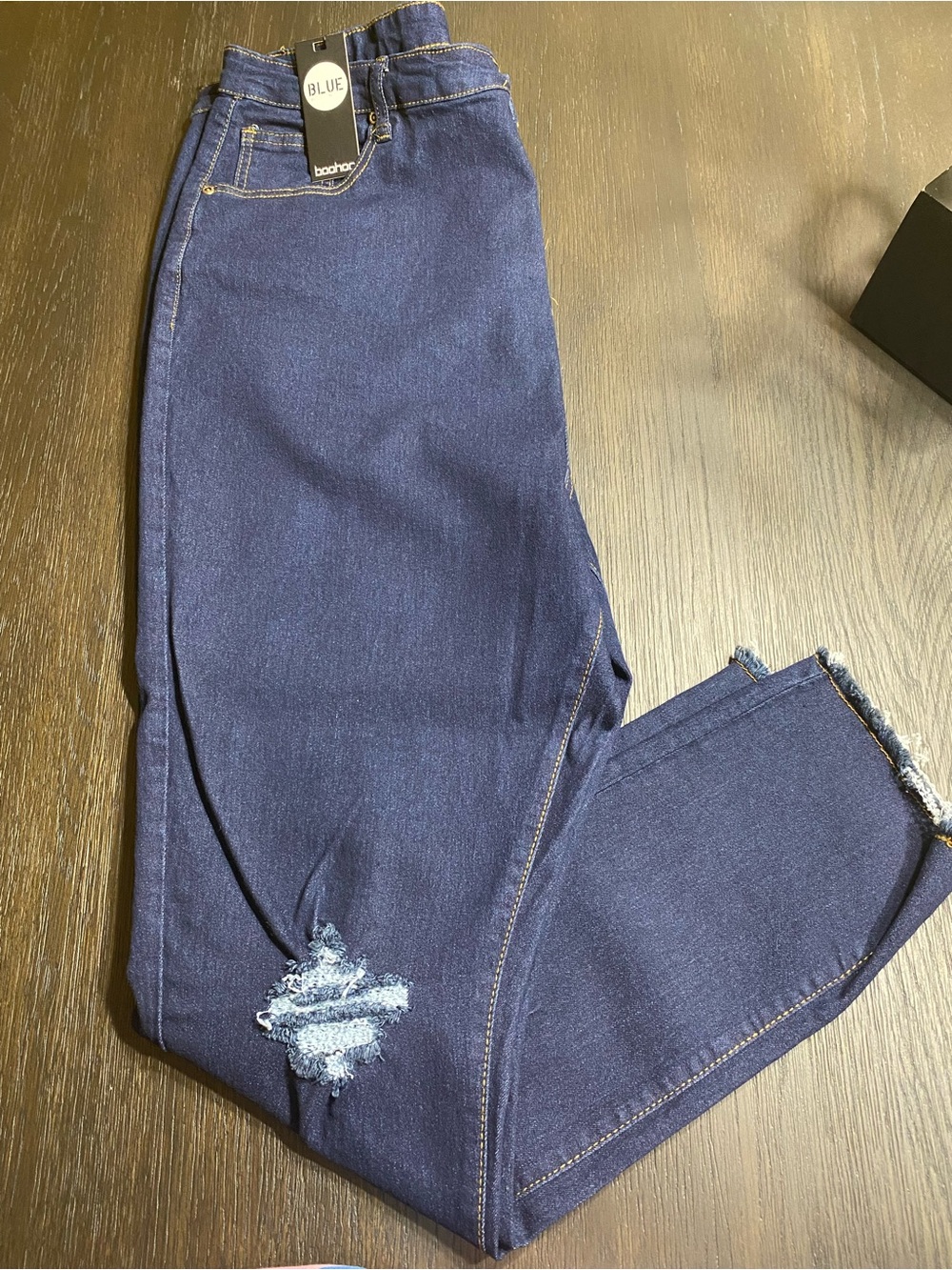Boohoo Plus Dark Blue Skinny Jeans with Distressed Knee